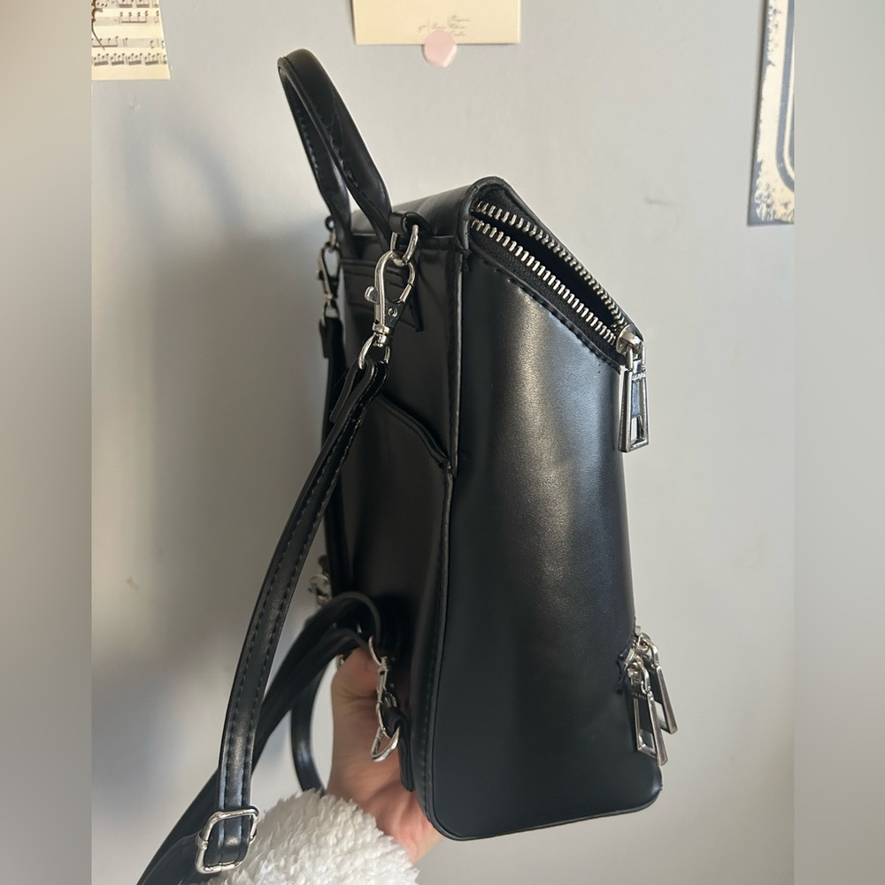 Small leather backpack - Picture 2 of 5